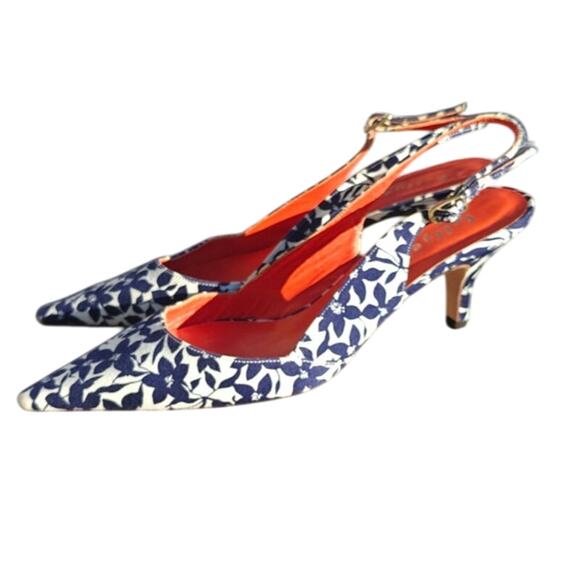 Blue and white Floral Kitten heel by Bettye Muller sz 37.5 - Picture 1 of 6